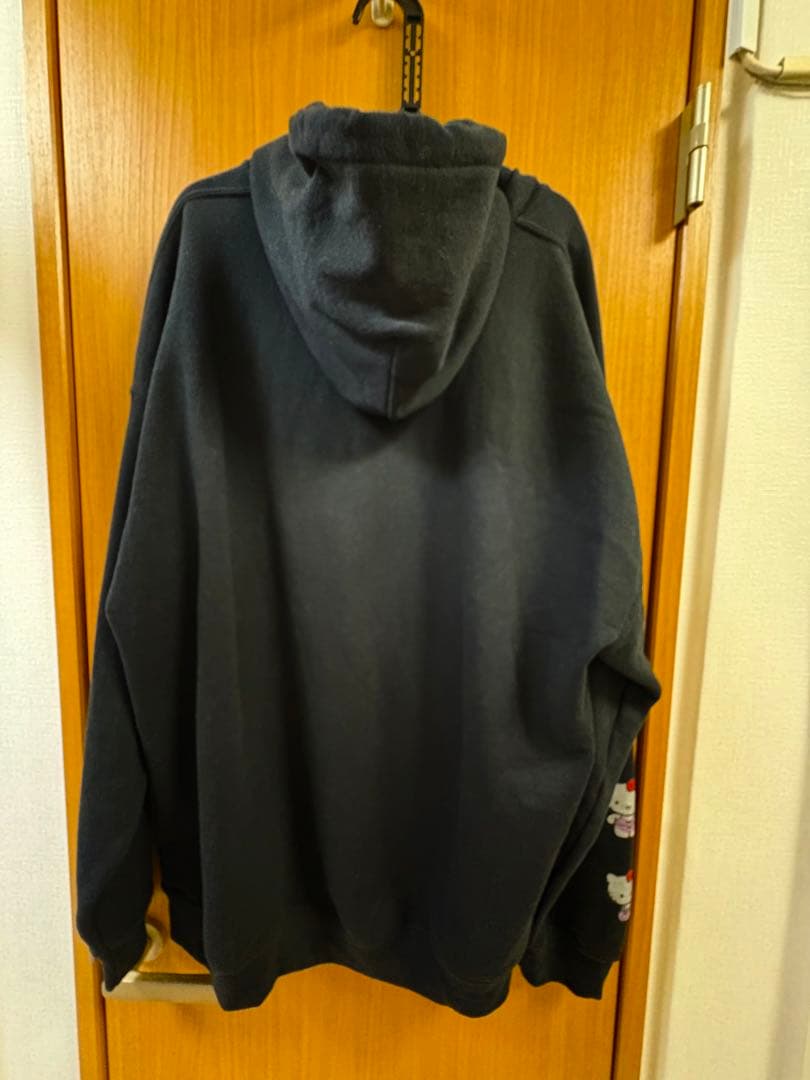 いくら丼ちゃんさまcandy stripper HELLO KITTY