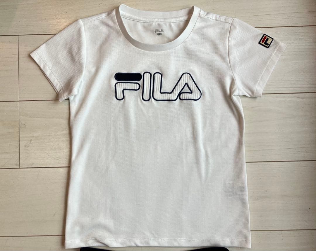 FILAフィラ＊レースロゴトップスとアイスブルーのキュロットパンツ上下セット