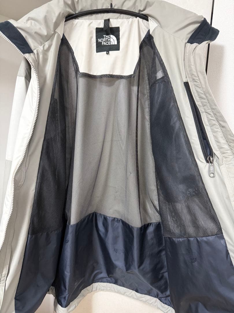 【最終値下げ】2026新作ノースフェイス・チムニーウインドジャケット（サイズL）