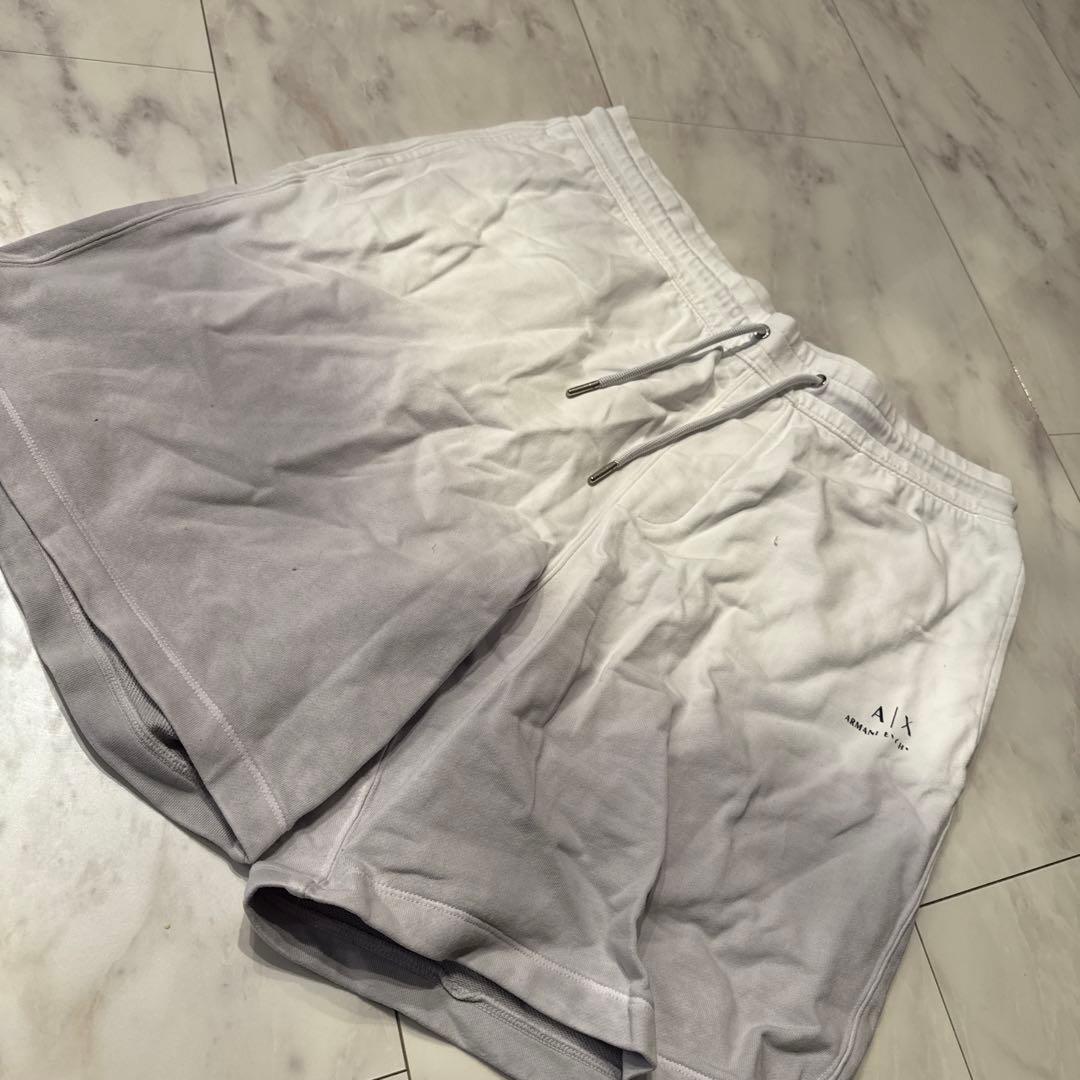 ARMANI EXCHANGE ホワイトハーフパンツ