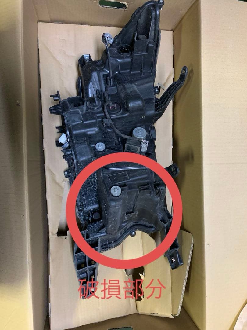 助手席側　左ヘッドライト150系後期型プラド　LED