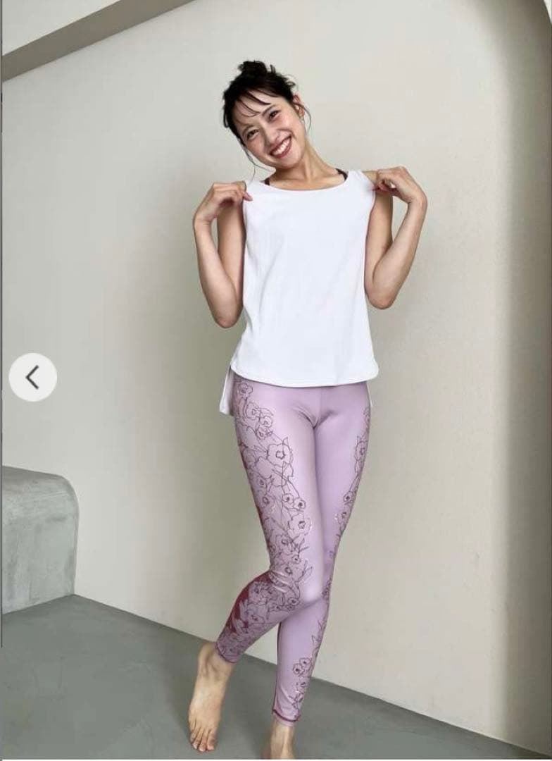 ★新品タグ付★【SUKALA】ドローイングフラワーセパレートタンクトップ★