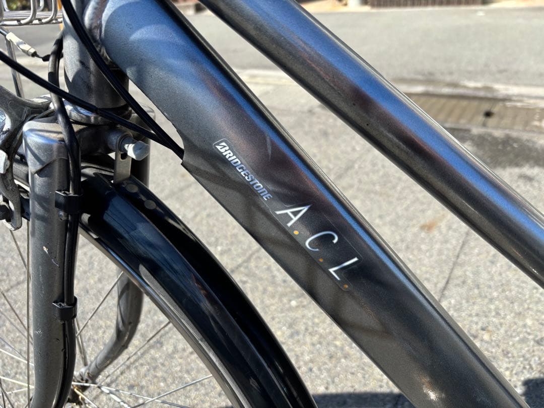 ブリヂストン 27インチ　電動アシスト自転車 8.7ah搭載 付属品多数！