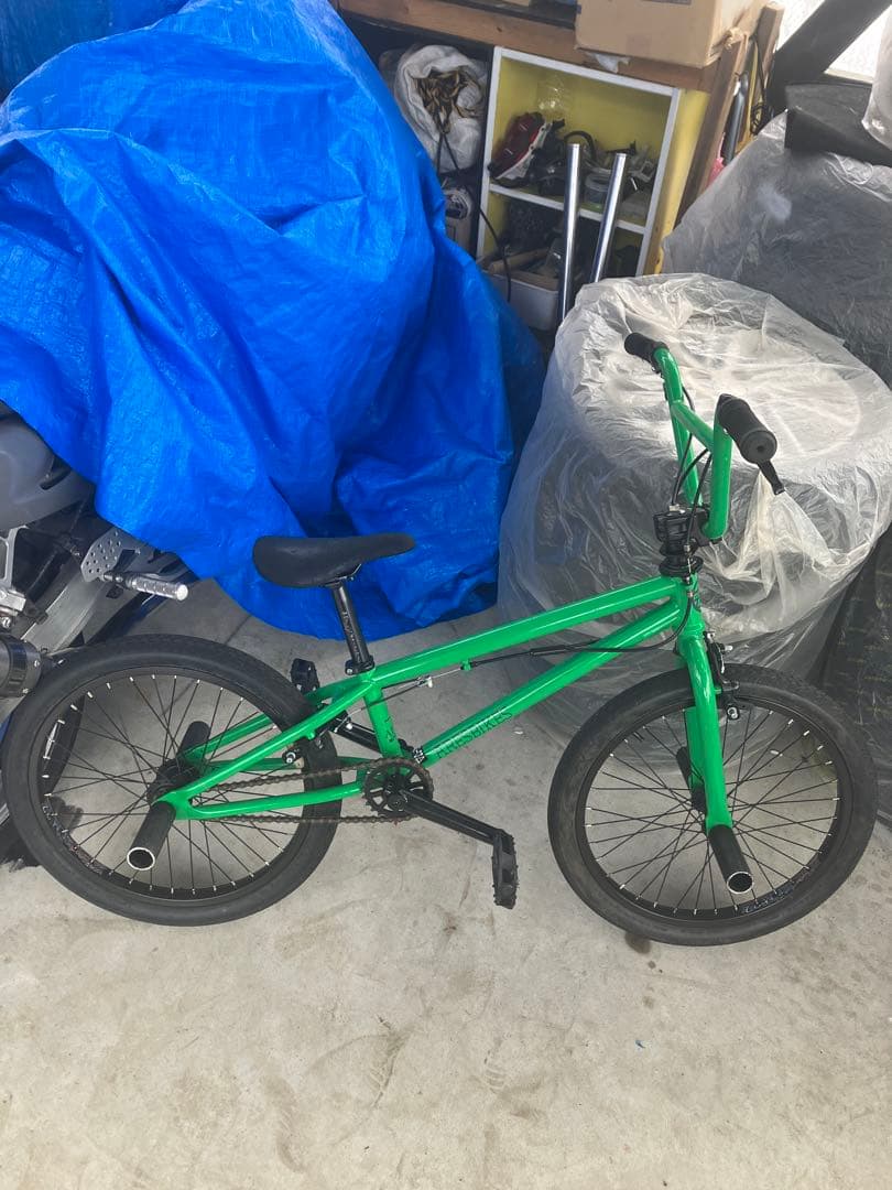 (送料無料)ARES BIKES APLUSグリーン