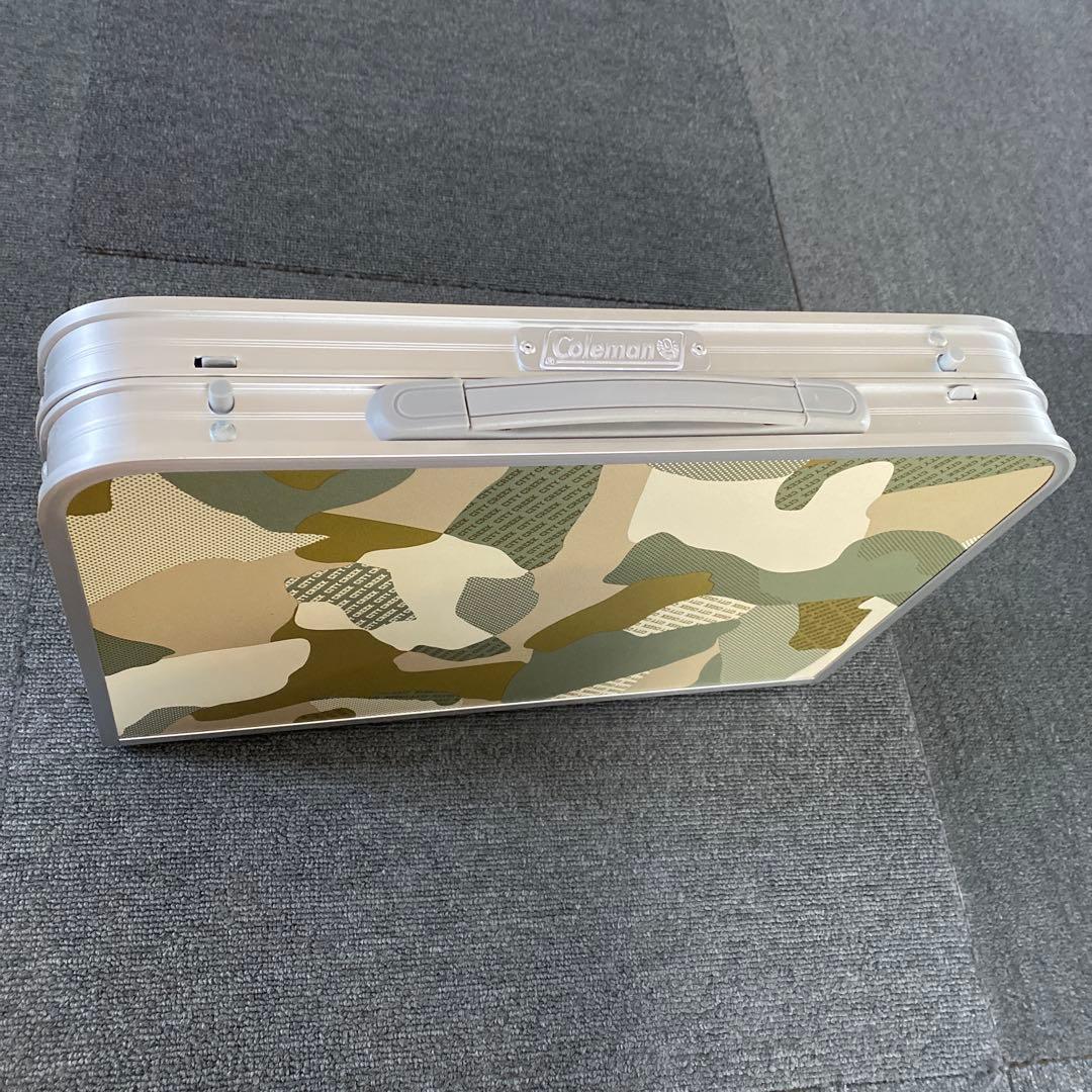 Coleman 迷彩柄 折りたたみテーブル