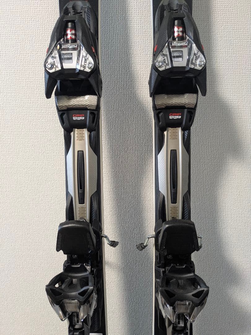 Völkl Racetiger SL スキー