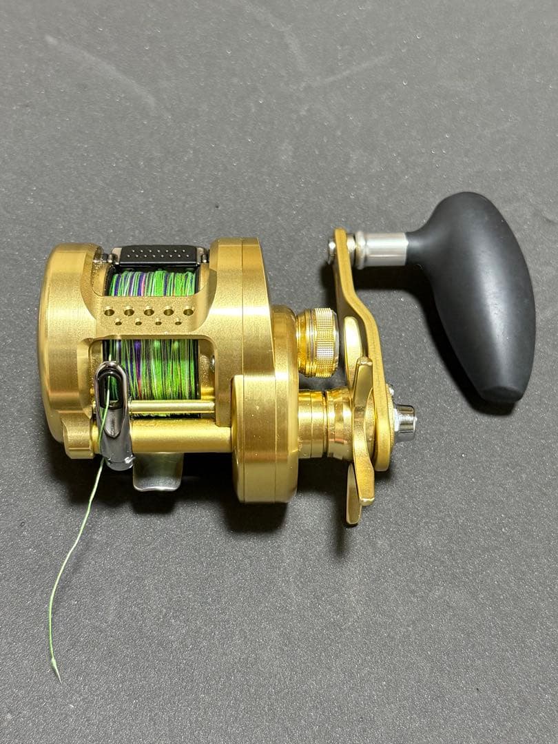 シマノ　オシアコンクエスト301HG 左巻き　超美品