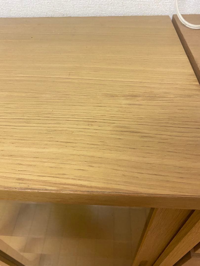 無印良品　オーク材　脚付キャビネット