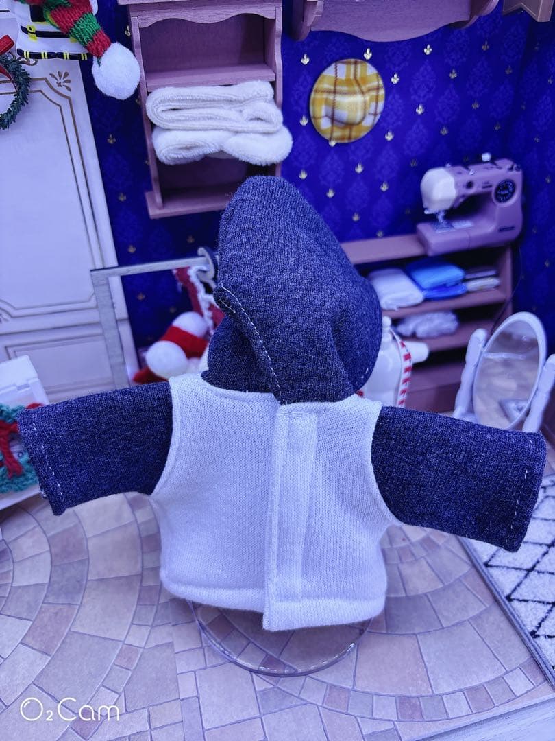 ☆【シロン】　ロボホンパーカー（ぱき宇宙&ぱきリス&オリジナル宇宙）☆