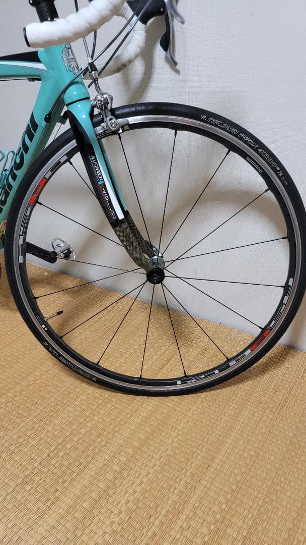 ビアンキVIA NIRONE7 Alu hydro105改 ホイールカーボン