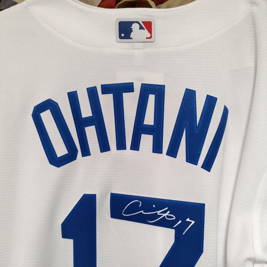 大谷翔平 直筆サインユニフォームロサンゼルスドジャースPSA/DNA証明書タグ付