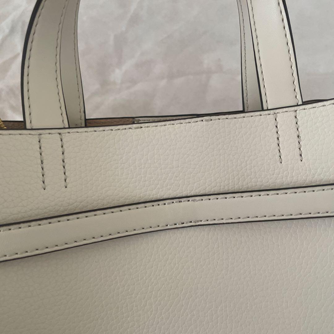 美品　マイケルコース　ショルダーバッグ　2way ホワイト　かばん　冠婚葬祭