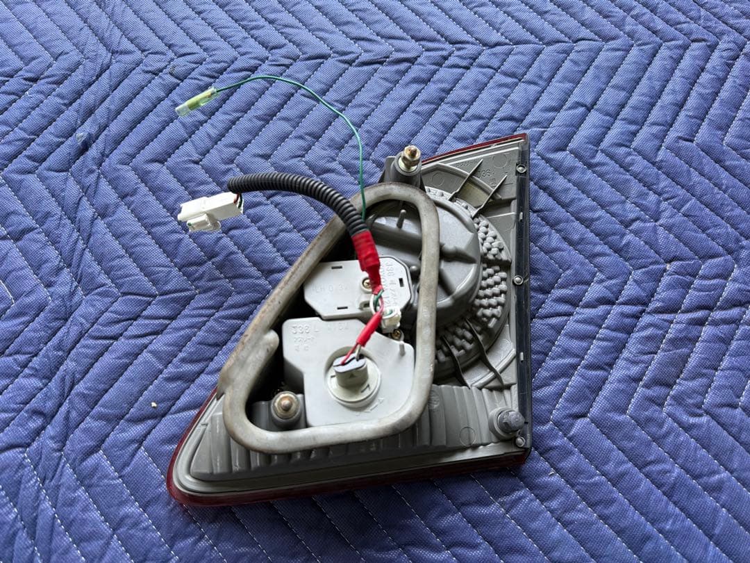 18クラウン アスリートテールランプ 前期 4灯火