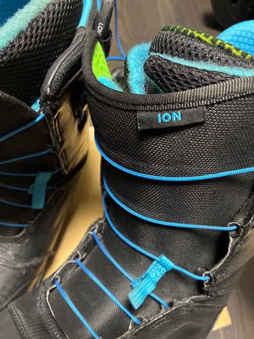 スノーボードブーツ バートン　アイオン