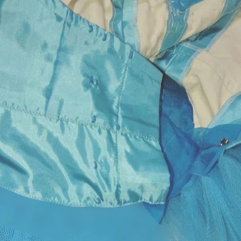 バレエ　水色 チュチュ シルビア製4号　Y4 ．A4 2着　 髪飾り、袖付