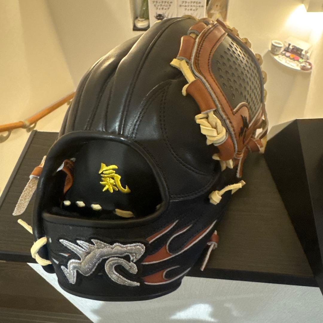 RYU 軟式グローブ 黒/茶色　限定