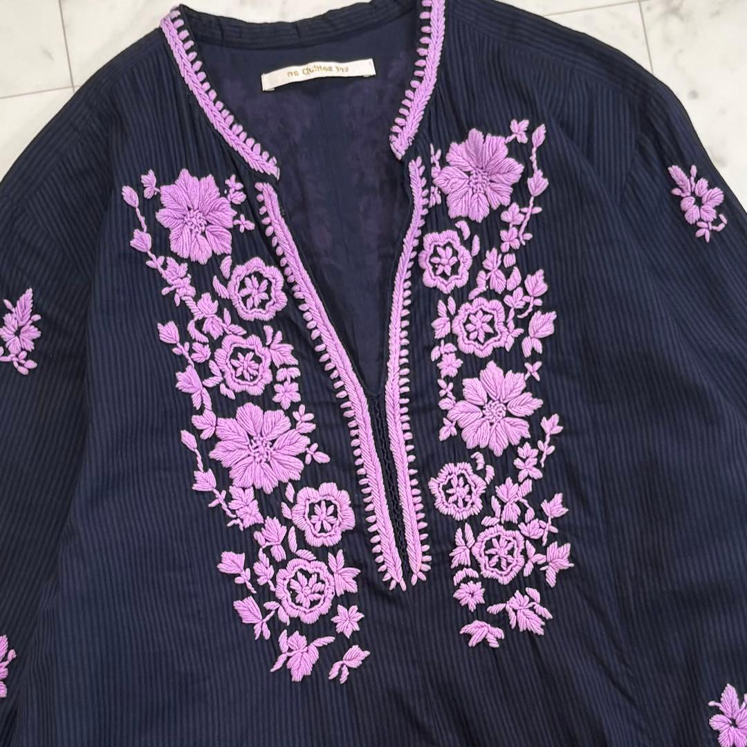 美品✨ヌキテパ　コットンドビーチカン エンブロイダリーワンピース　ネイビー　刺繍