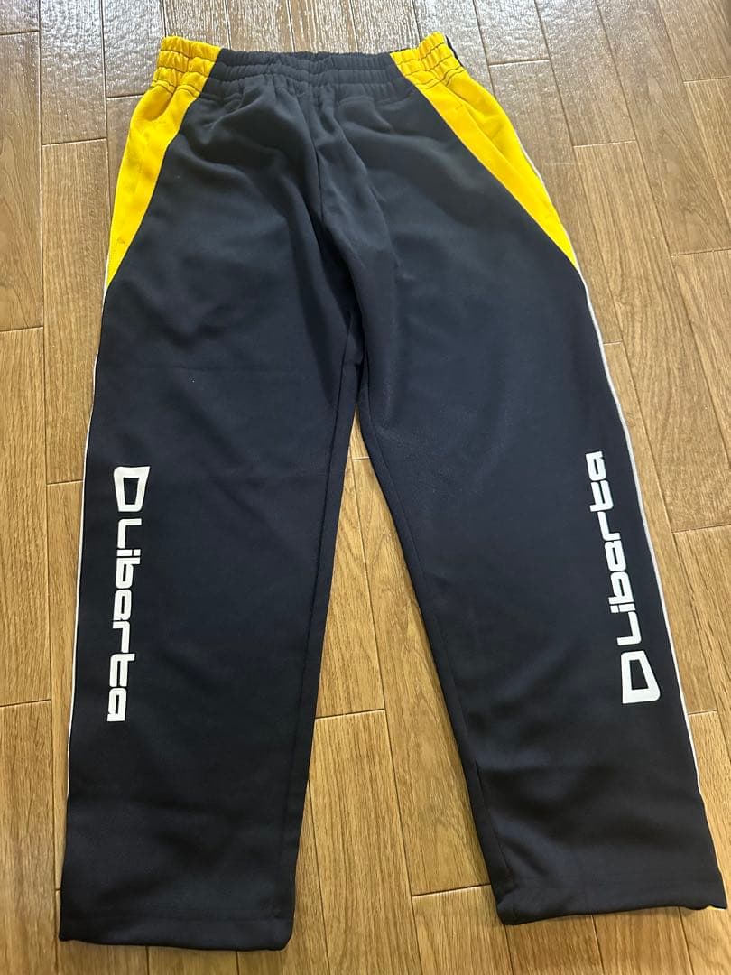 a*】様 リベルタサッカースクールのユニフォーム