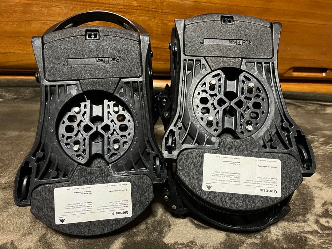 Burton Genesis Re:Flex サイズS ブラック　24-25