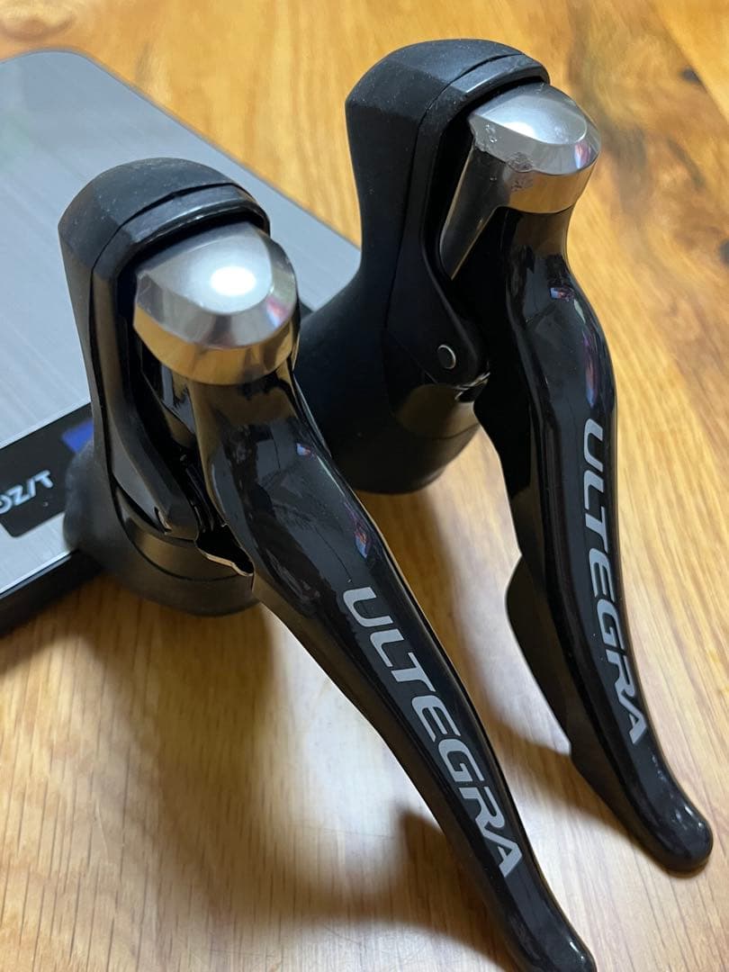 Shimano ULTEGRA ST-6800シフター