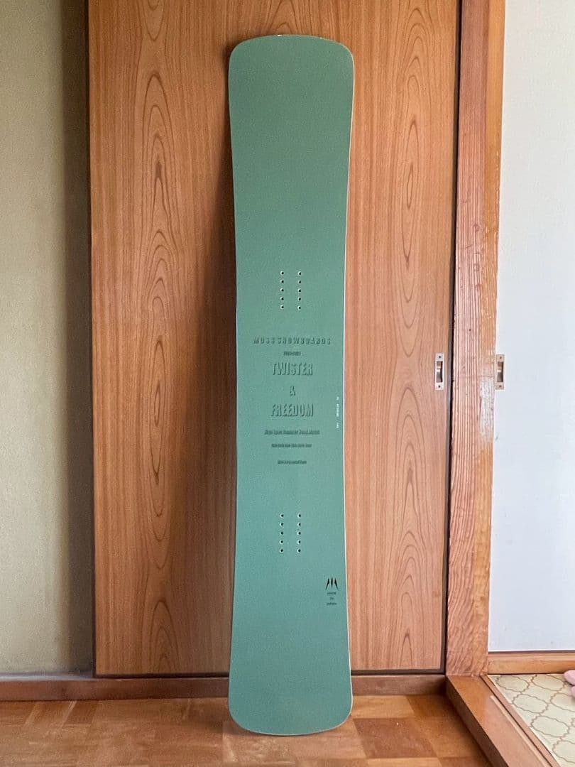 MOSS TWISTER 160 23-24 チューン済 即滑走可 カービング