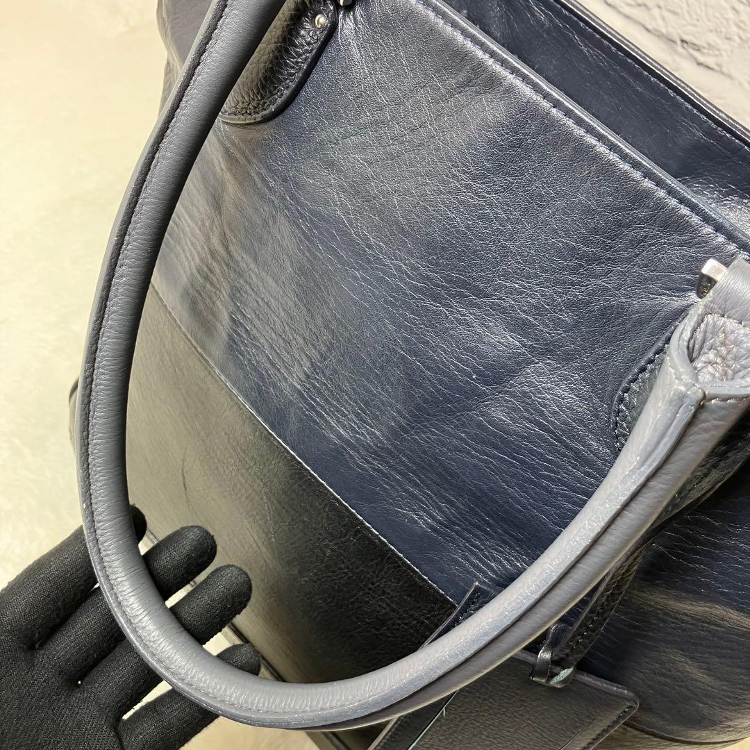 ペッレモルビダ✨メイデンボヤージュ A4 本革 レザー バイカラー トートバッグ