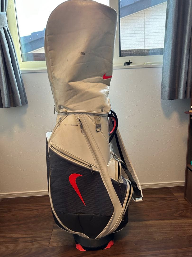 NIKEゴルフ　キャディバッグ