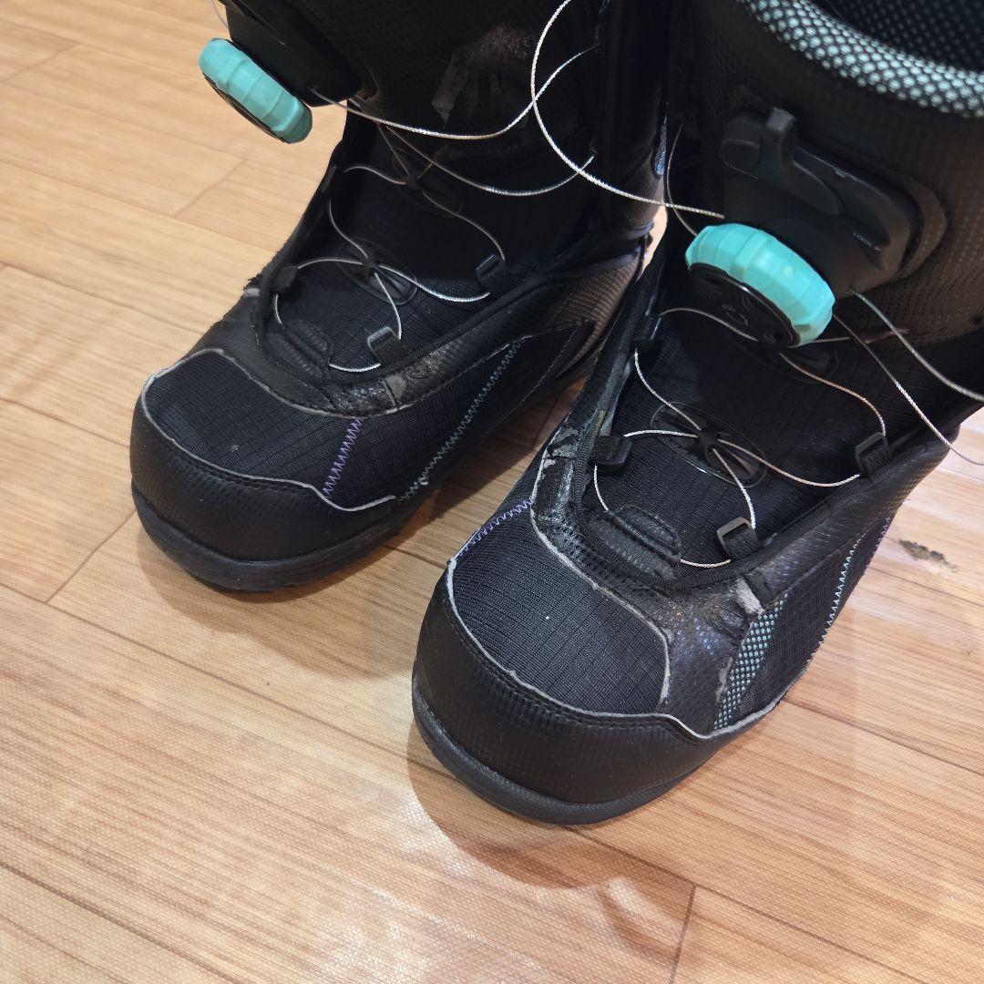 スノーボードとブーツセット　カバー付き　板 147cm　ブーツ25cm