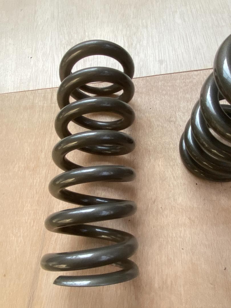 JIC magic 直巻スプリング ID62 12K 225mm ガンメタ 2本