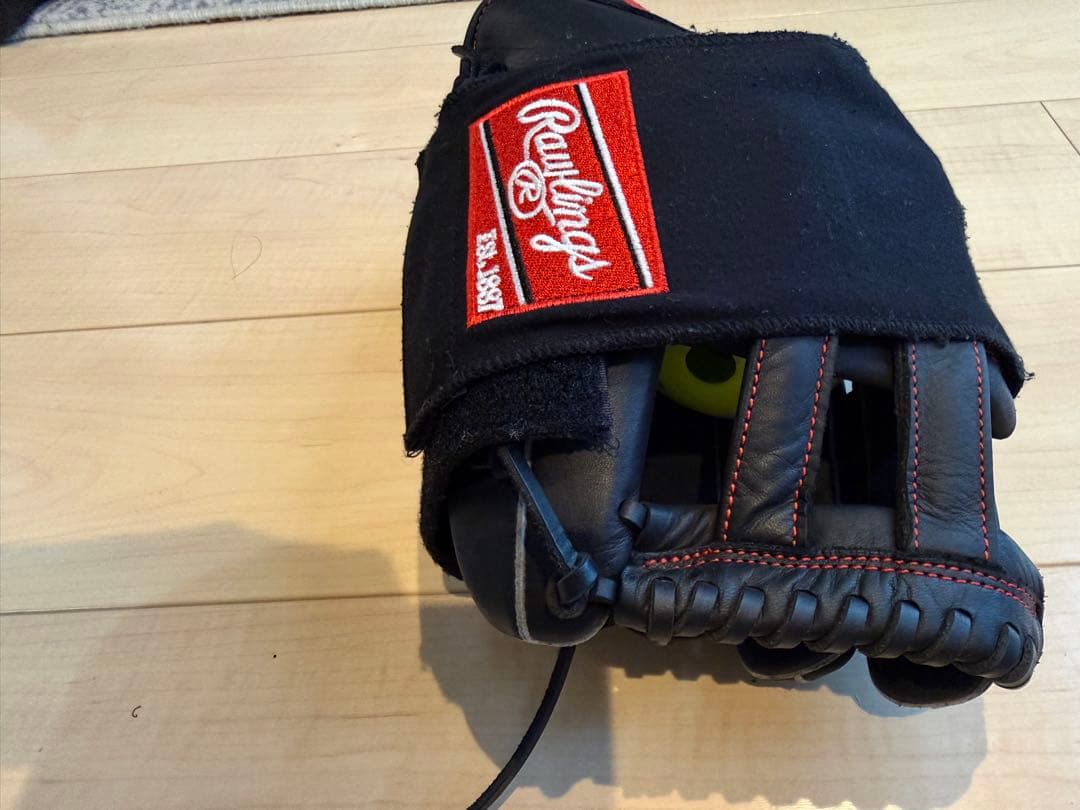 Rawlings グローブ⭐️美品⭐️ローリングス　軟式　黒 赤　野球　外野手用