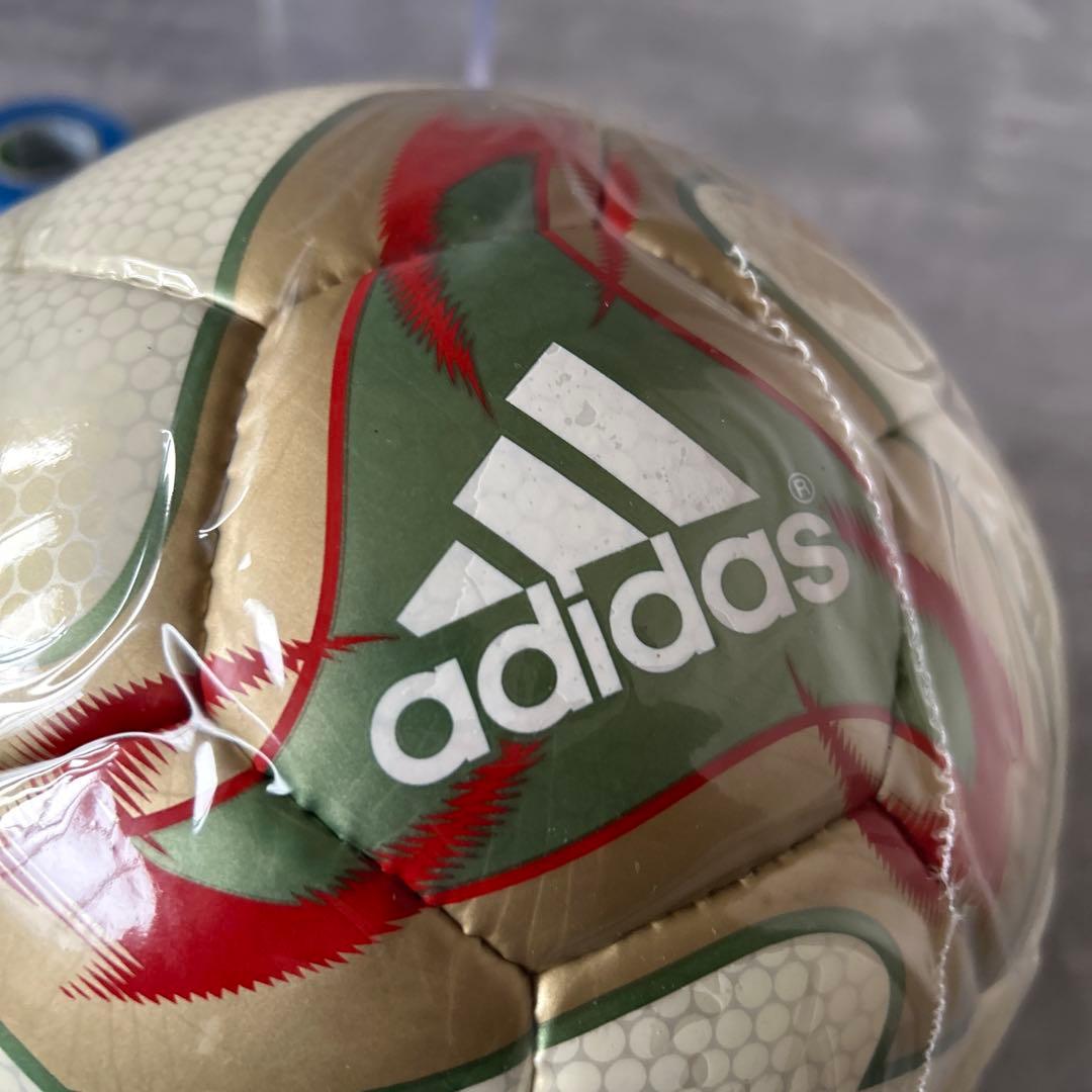 2002 FIFA日韓ワールドカップ公式球 FEVERNOVA アクリルケース付