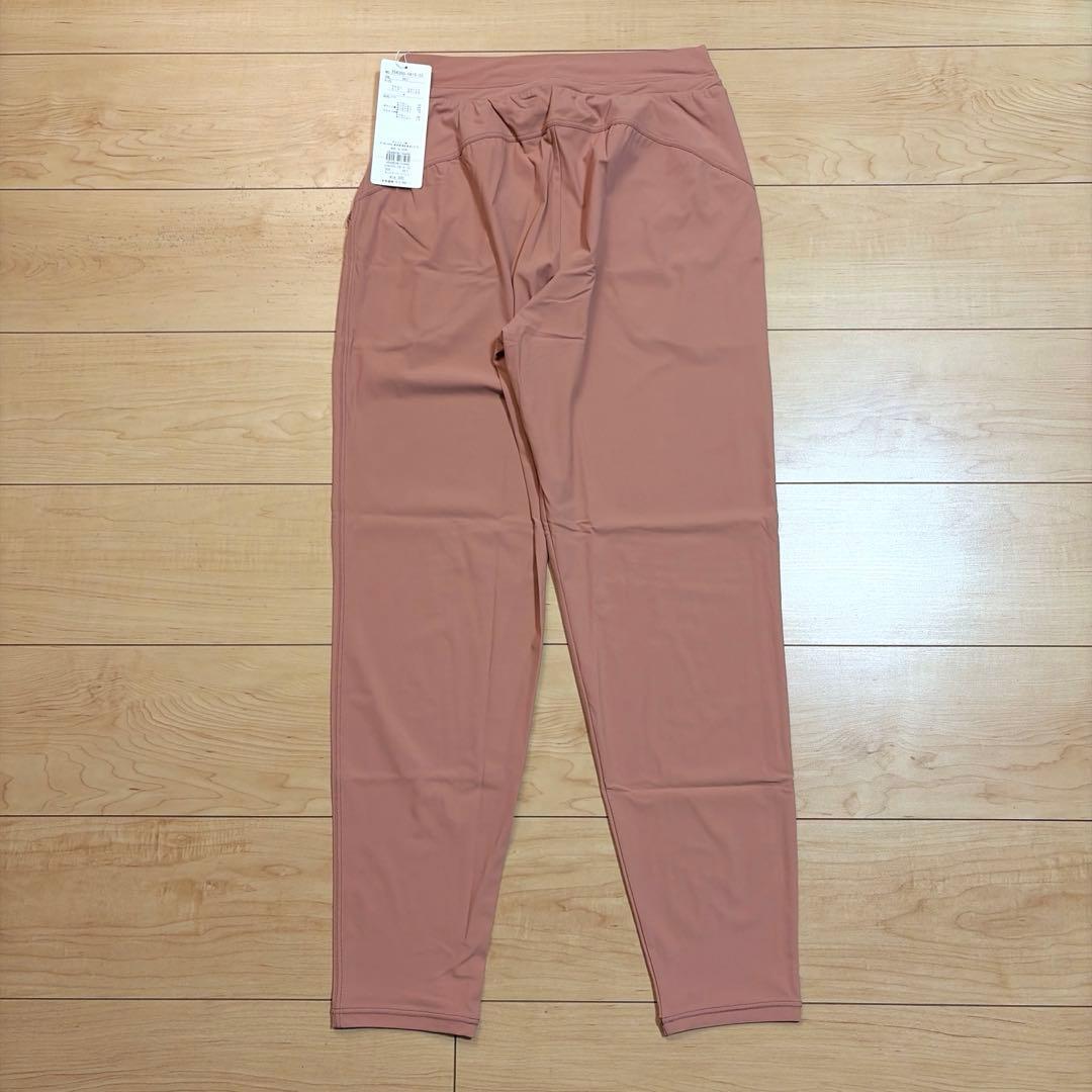 新品Chacott タックテーパードパンツ サイズM ¥14,300