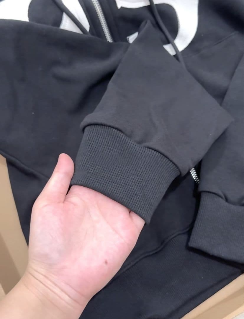 ILLIGO 129 ロゴパッチフードジップアップネイビー