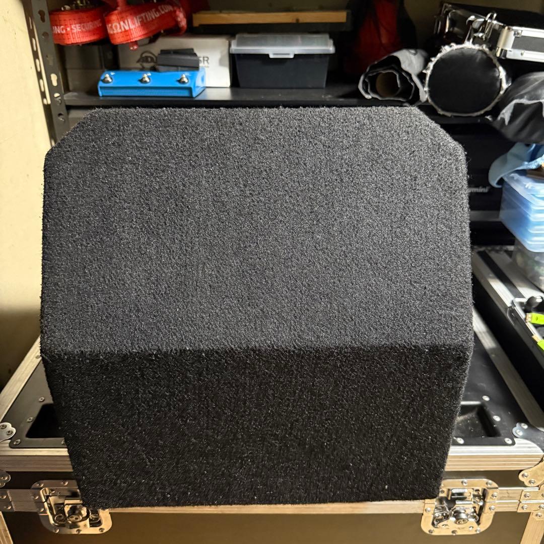 長*金様 送料無料！Behringer VP1220F フロアモニター パッシブ