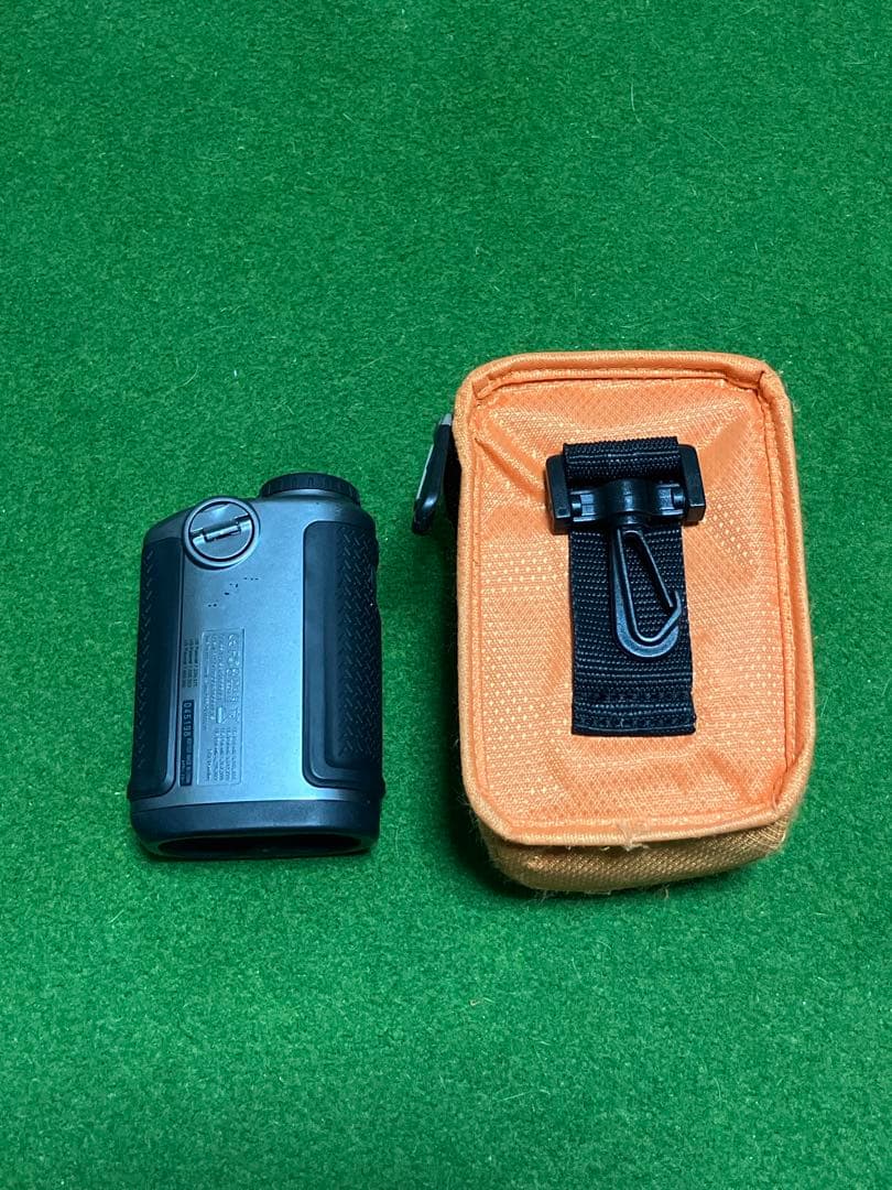 Bushnell レーザー距離計 専用ケース付き