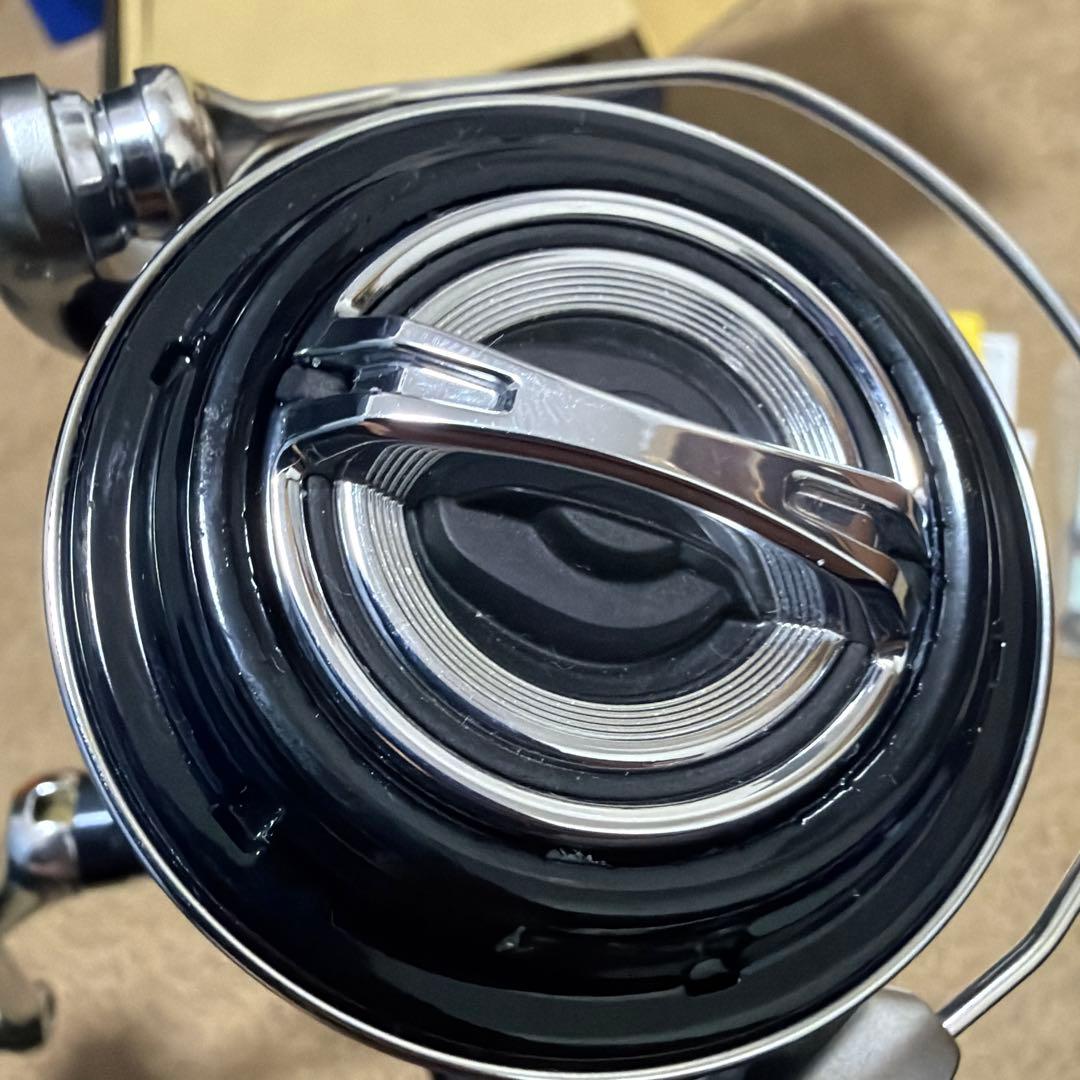 シマノ　21　ツインパワー SW6000HG スピニングリール