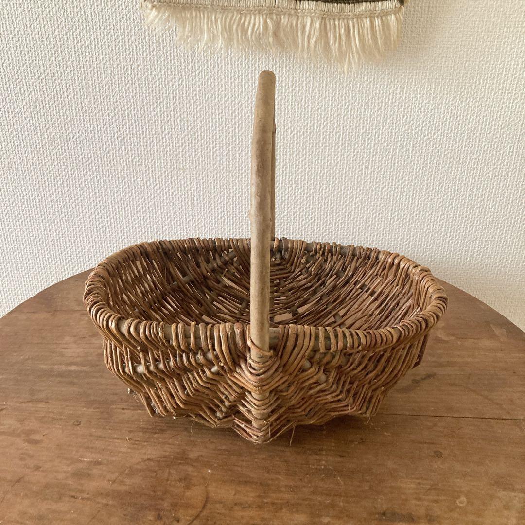 オランダのアンティークショップで購入　バスケット2セット　フレンチやシャビー好き