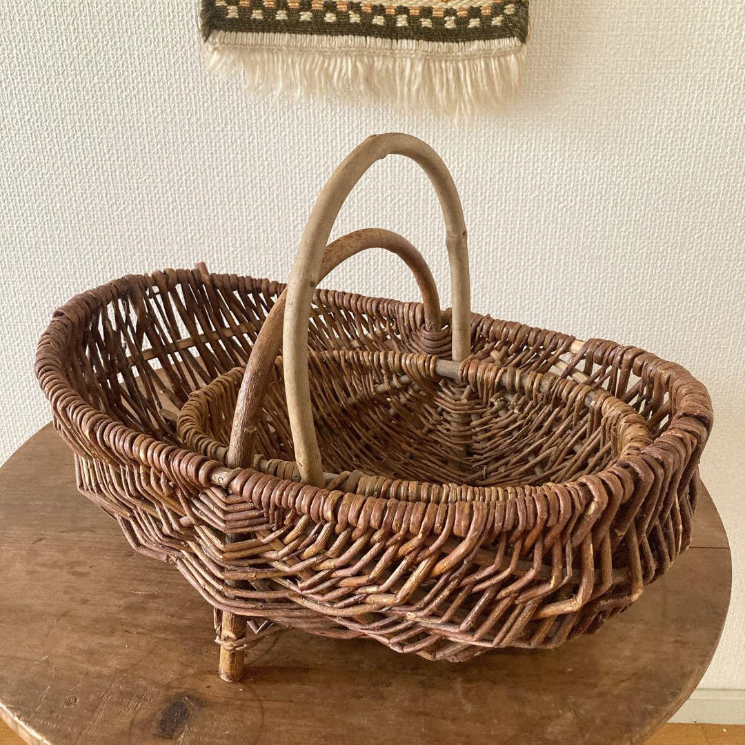 オランダのアンティークショップで購入　バスケット2セット　フレンチやシャビー好き