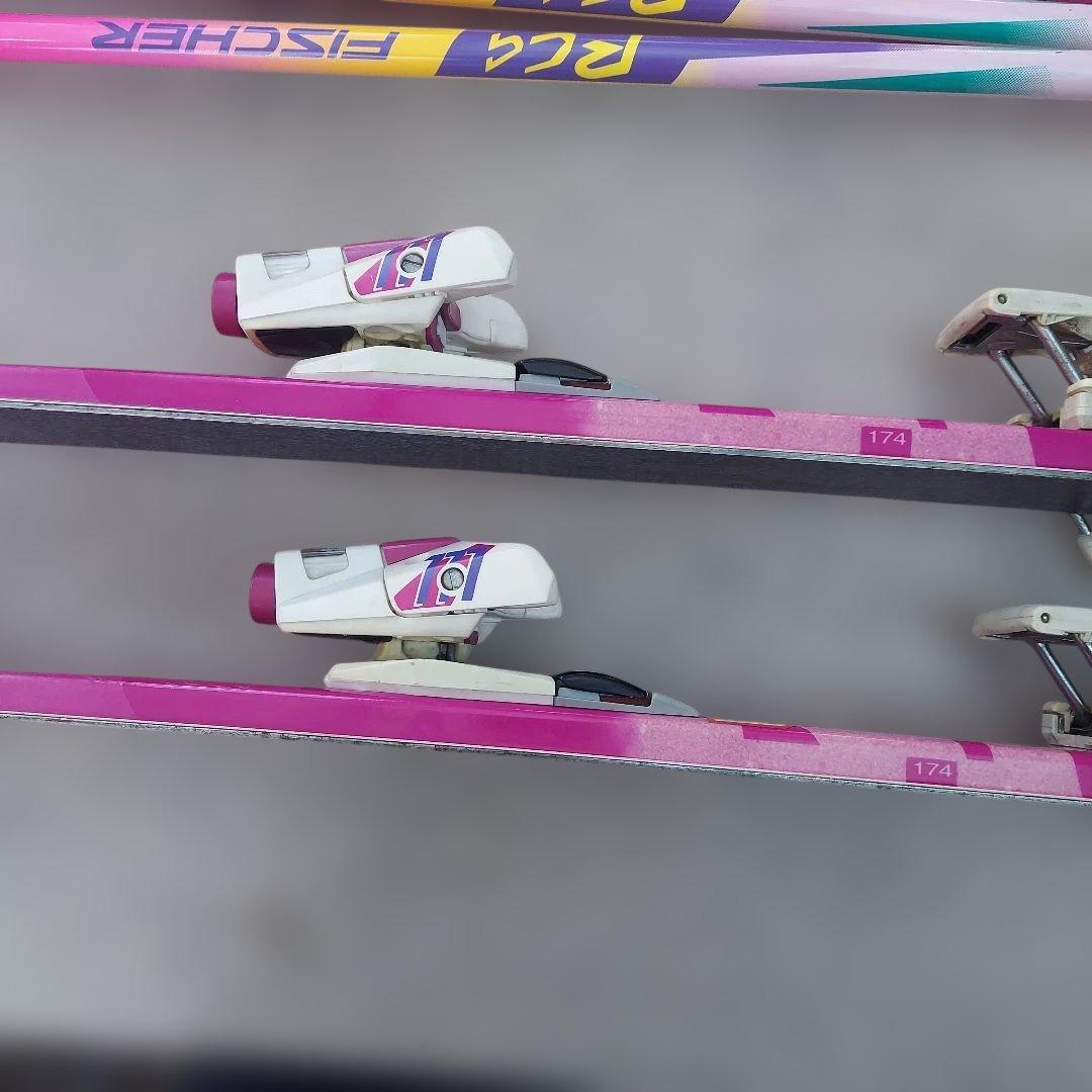 Salomon スキー板セット ピンク　ストックやケース付き