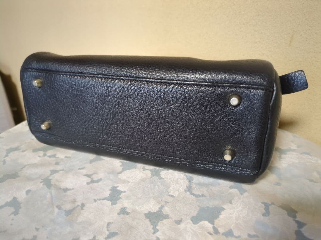 アニエスベー　2wayショルダーバッグ　ブラック　シボ革　チャーム　鍵