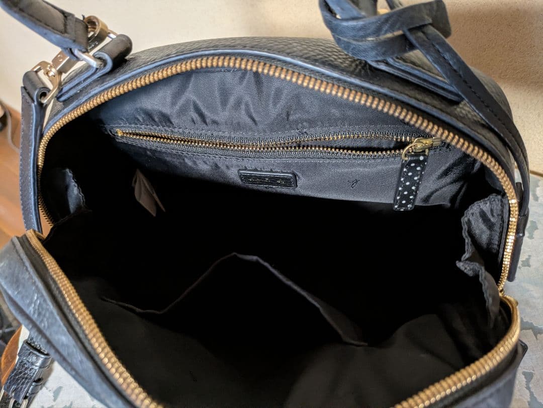 アニエスベー　2wayショルダーバッグ　ブラック　シボ革　チャーム　鍵