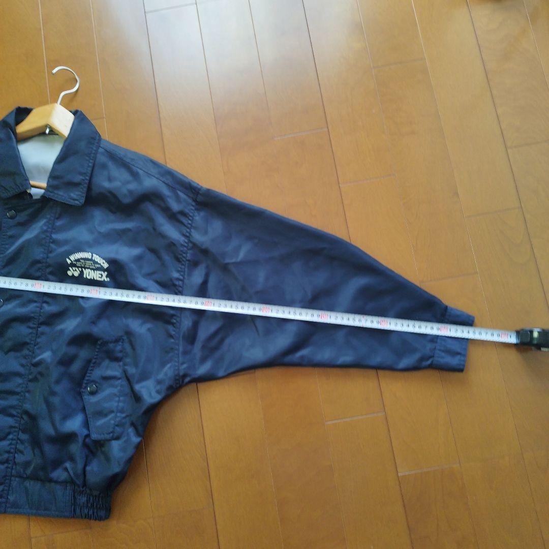 未使用に近い　昔のYONEX　ナイロンジャケット　ネイビー　Lサイズ