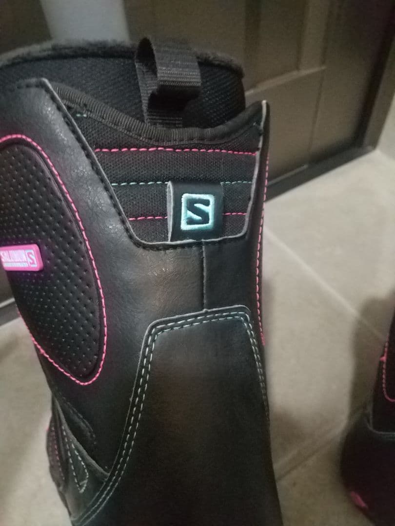 美品 SALOMON 24cm スノーボードブーツ