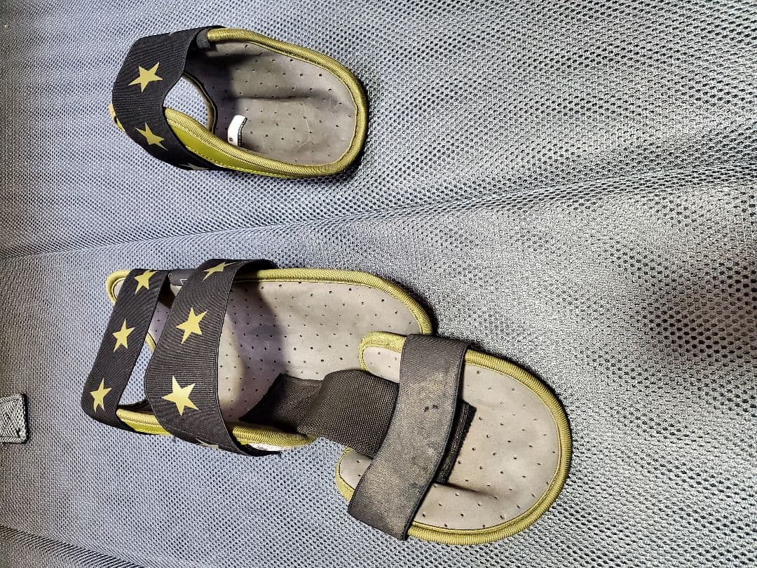 野球　迷彩柄エルボーパッド 星柄ストラップ