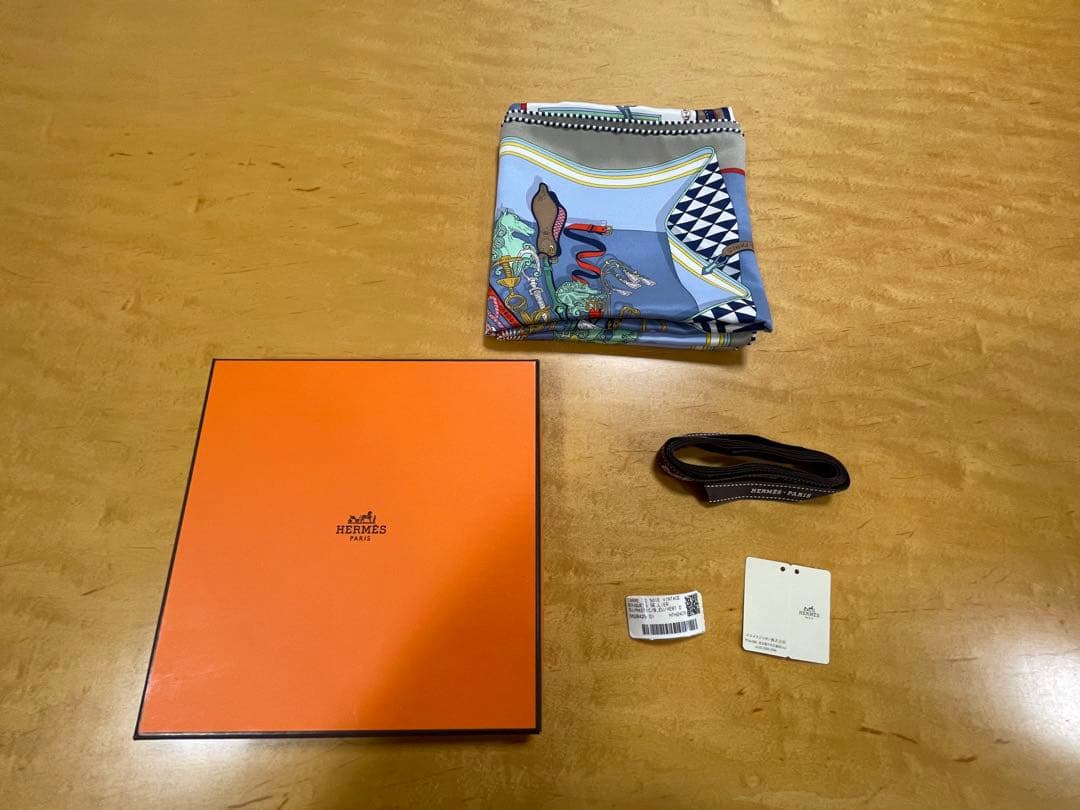 超美品 エルメス スカーフ カレ70 鞍職人の花束