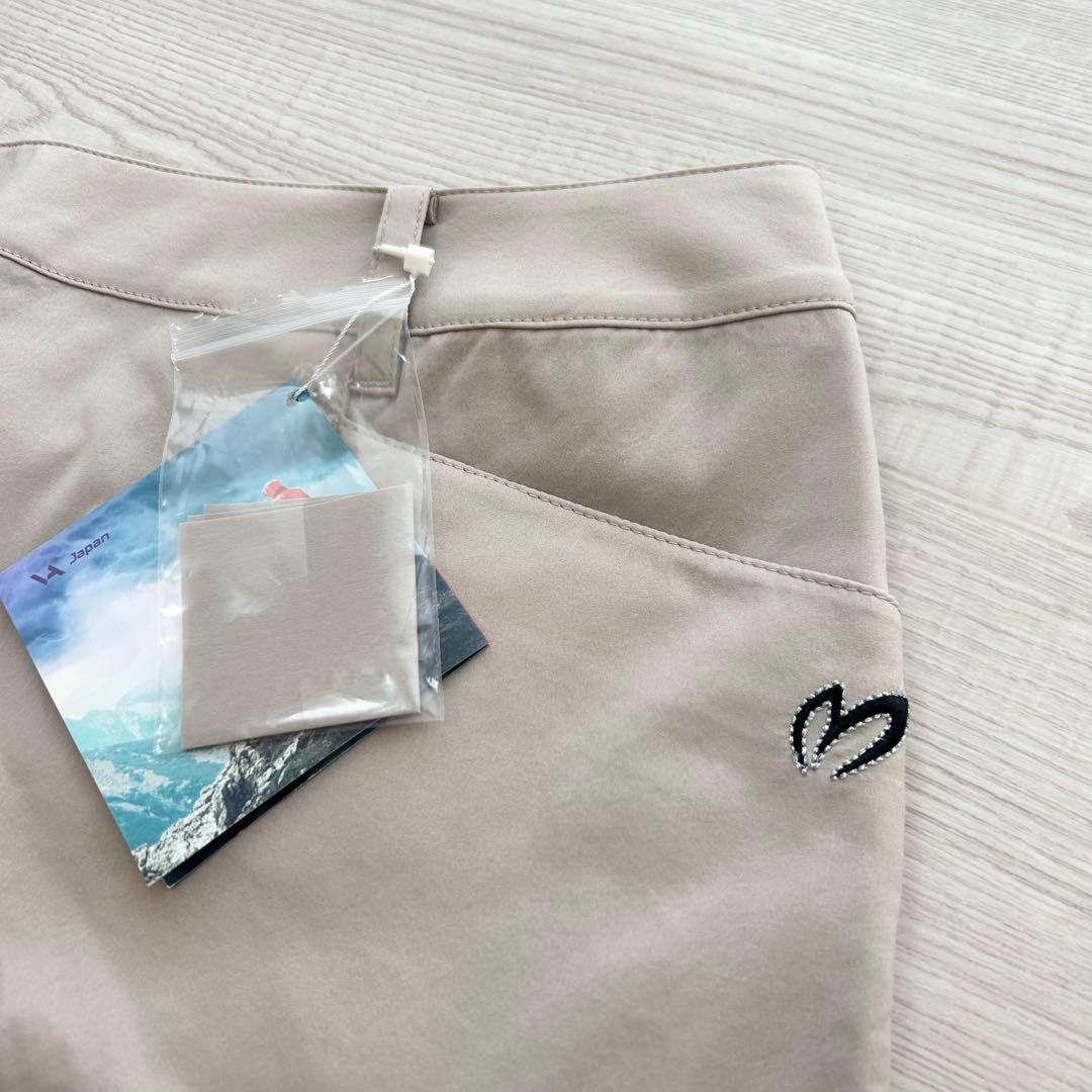 新品　マスターバニーエディション　スカート　フレア　春夏　ストレッチ　ベージュ