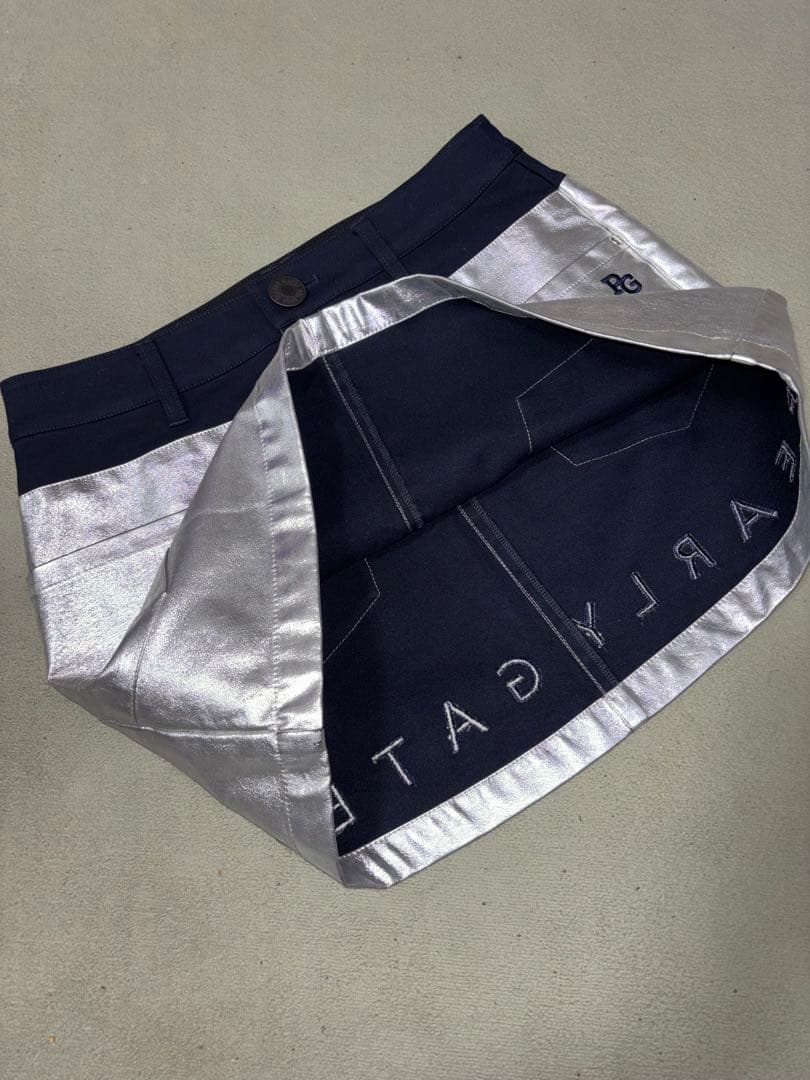 （超美品）パーリーゲイツ、プラチナシルバー、スカート、サイズ1、希少品