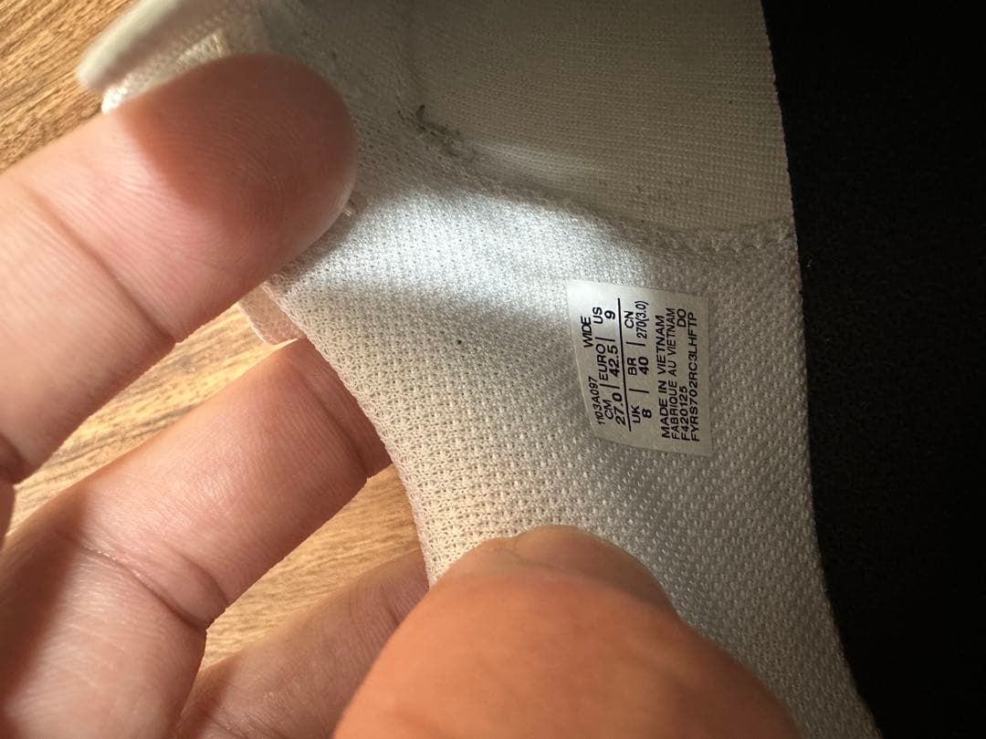 1回だけ使ったアシックス DS LIGHT サッカースパイク、27cm