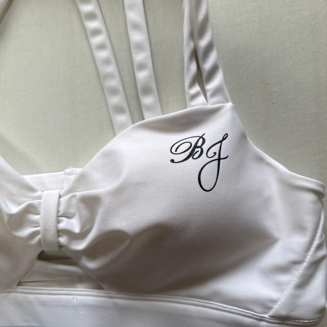 ホワイトストラップ付きブラトップ BJ