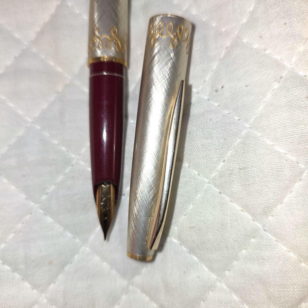 PILOT　1８金　レディ　細字 万年筆 　JAPAN 製